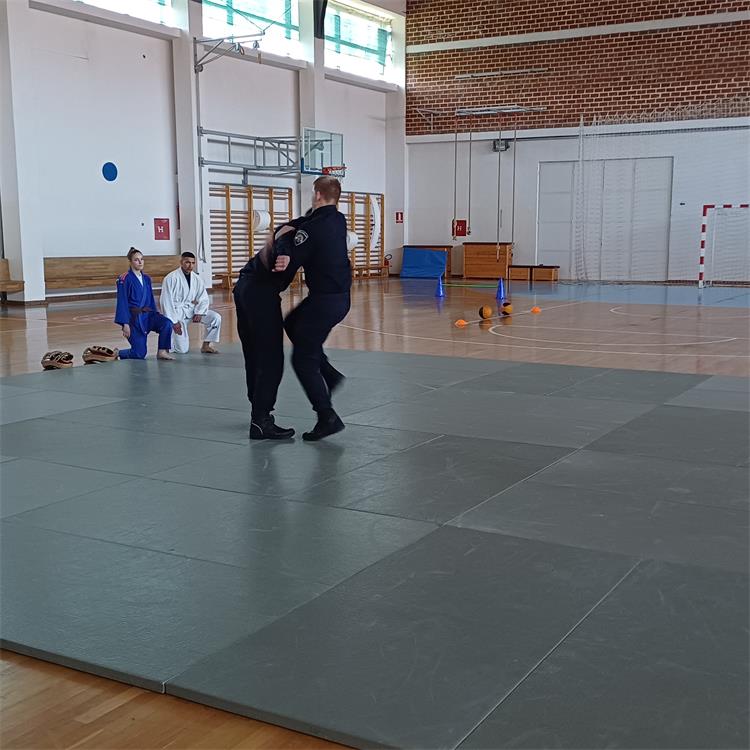 Slika /2025/bz 8.jpg